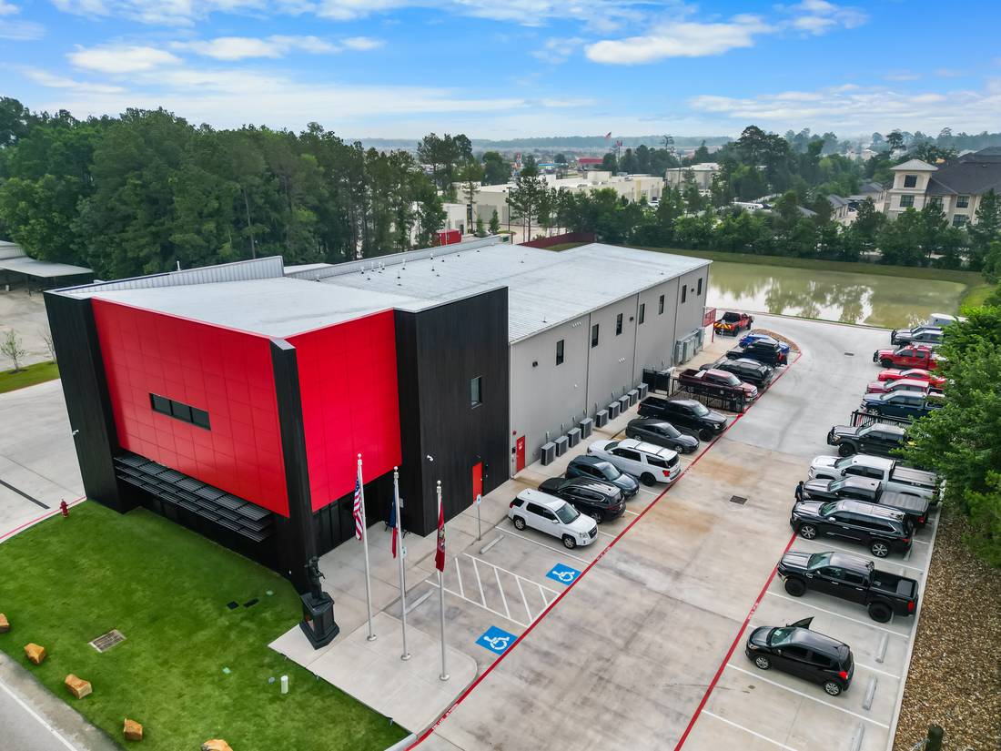 Site & Parking Overview